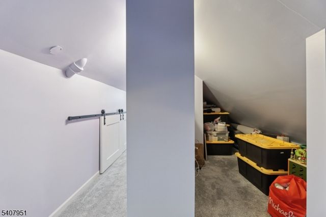 15 Godfrey Ave, Roseland Boro, NJ 07068