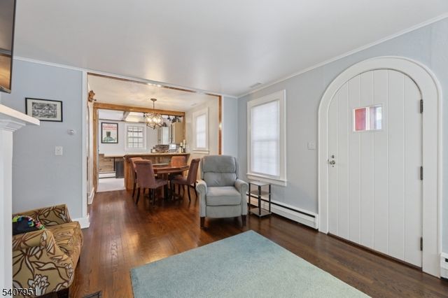 15 Godfrey Ave, Roseland Boro, NJ 07068