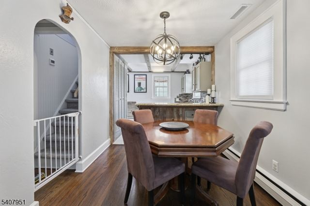 15 Godfrey Ave, Roseland Boro, NJ 07068