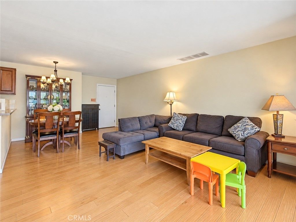 8601 International Avenue 135, Canoga Park, CA 91304 — photo 4