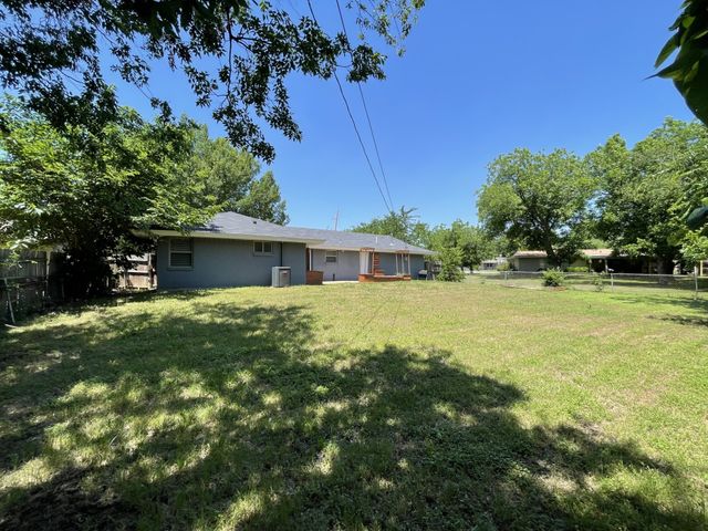 4828 Grove Street, North Richland Hills, TX 76180