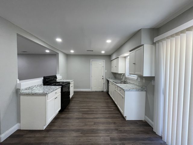 4828 Grove Street, North Richland Hills, TX 76180