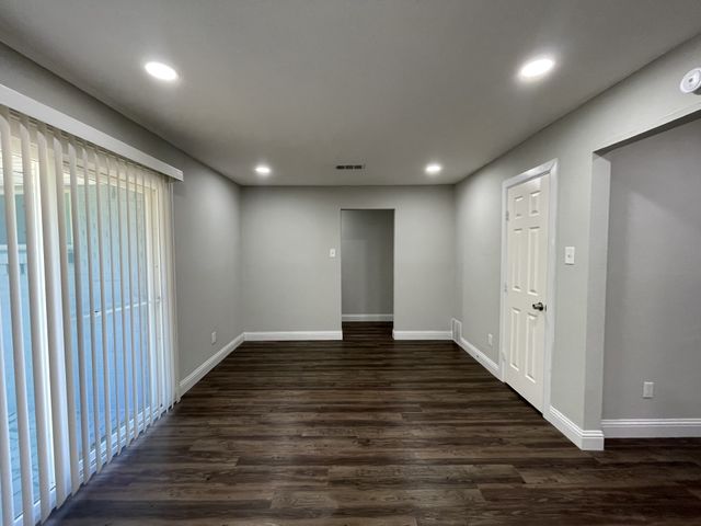 4828 Grove Street, North Richland Hills, TX 76180