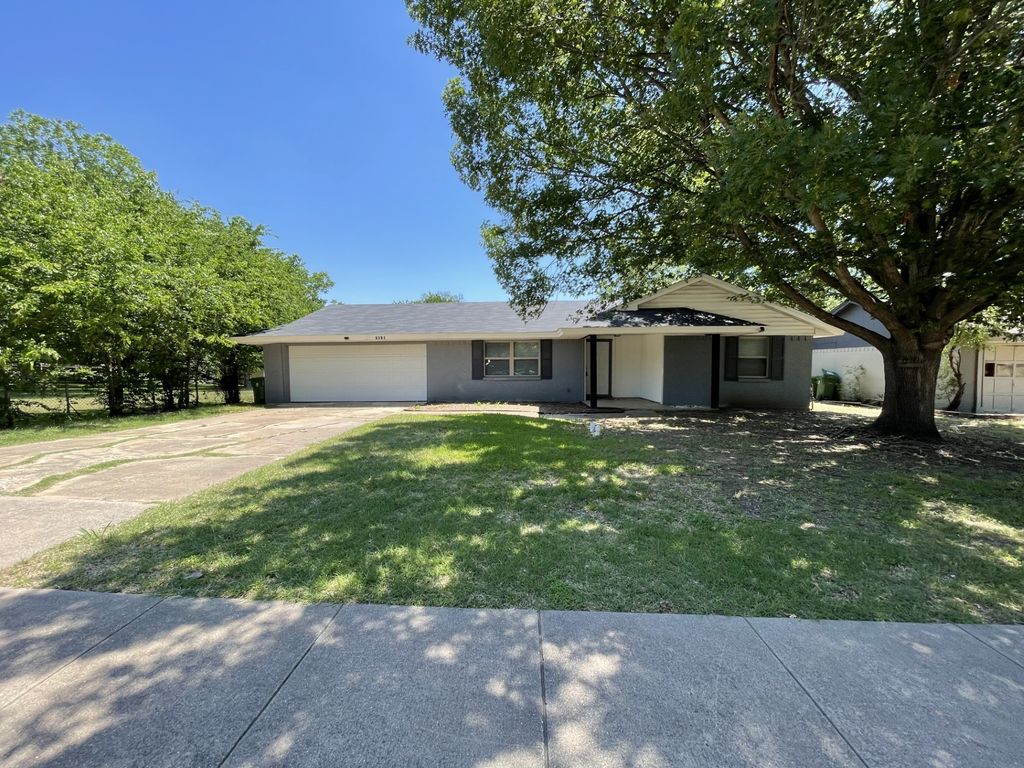 4828 Grove Street, North Richland Hills, TX 76180