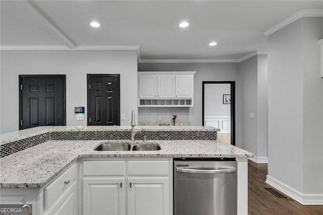 917 Mnt McKinley Way, Grayson, GA 30017