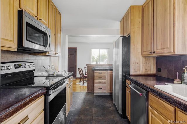 2929 Dexter Street, Denver, CO 80207