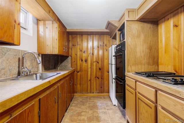 2929 Dexter Street, Denver, CO 80207