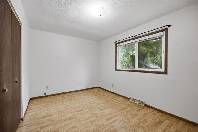 1175 Lindale Drive, Marion, IA 52302