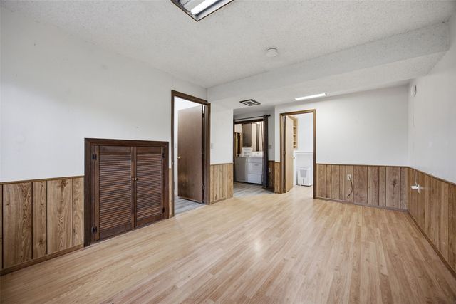 1175 Lindale Drive, Marion, IA 52302