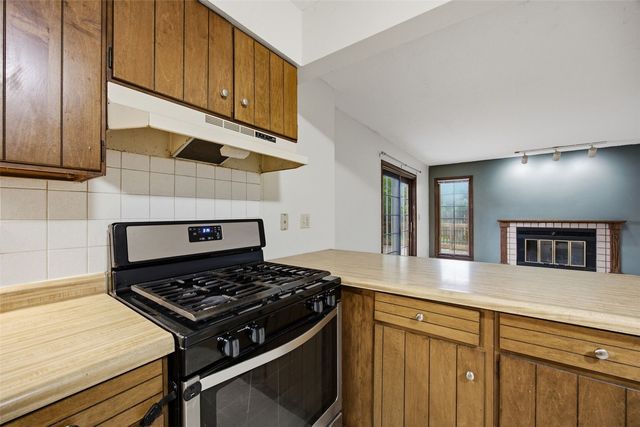 1175 Lindale Drive, Marion, IA 52302