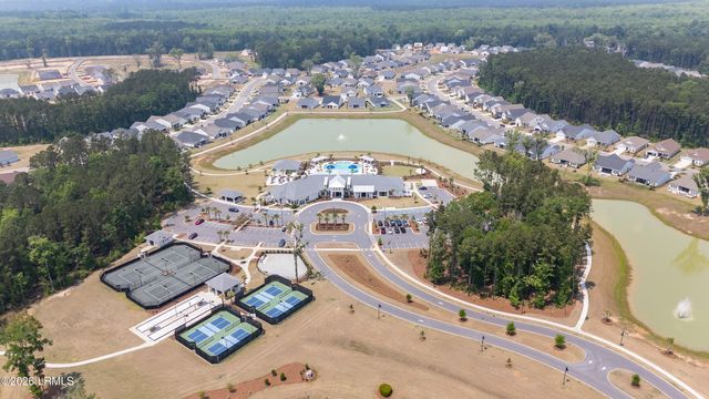 125 Carolina Oaks Avenue, Bluffton, SC 29909