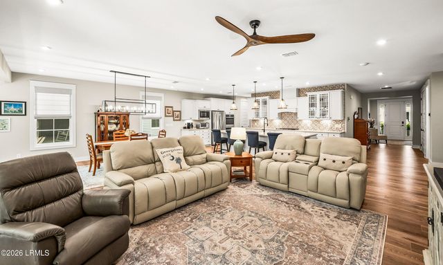 125 Carolina Oaks Avenue, Bluffton, SC 29909
