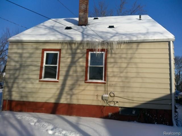 352 Buckingham Avenue, Flint, MI 48507