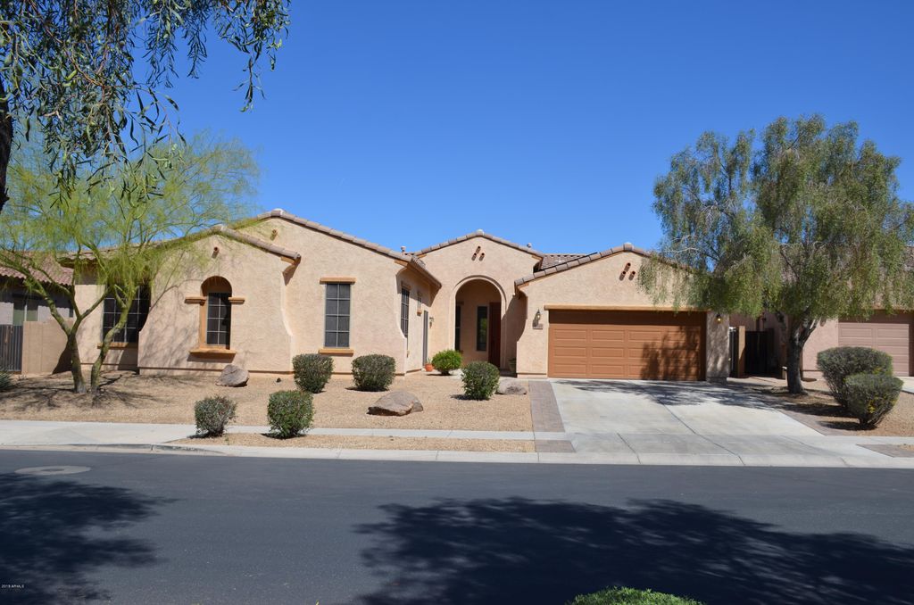 1516 W CALLE ESCUDA --, Phoenix, AZ 85085