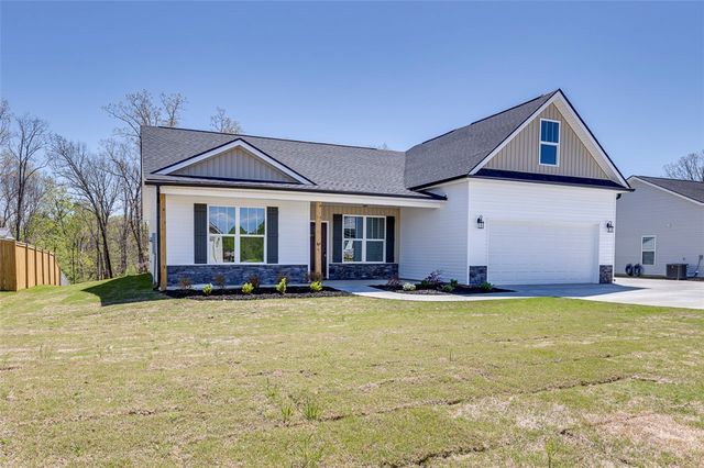 209 Old Glory Court, Pickens, SC 29671