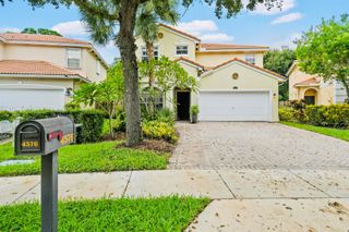 4576 Thornwood Circle, Palm Beach Gardens, FL 33418