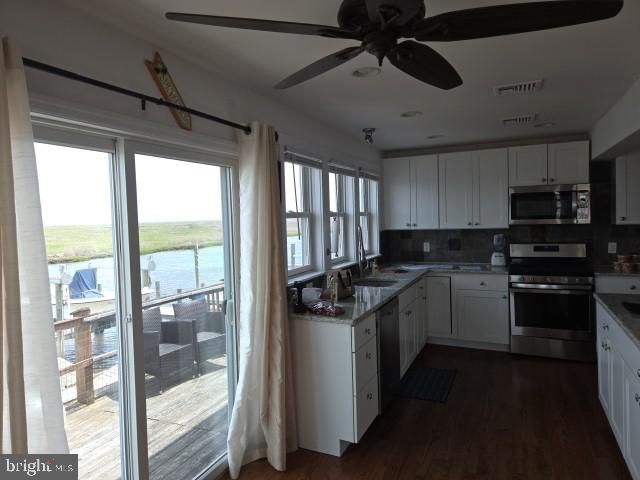330 DOCK RD, West Creek, NJ 08092