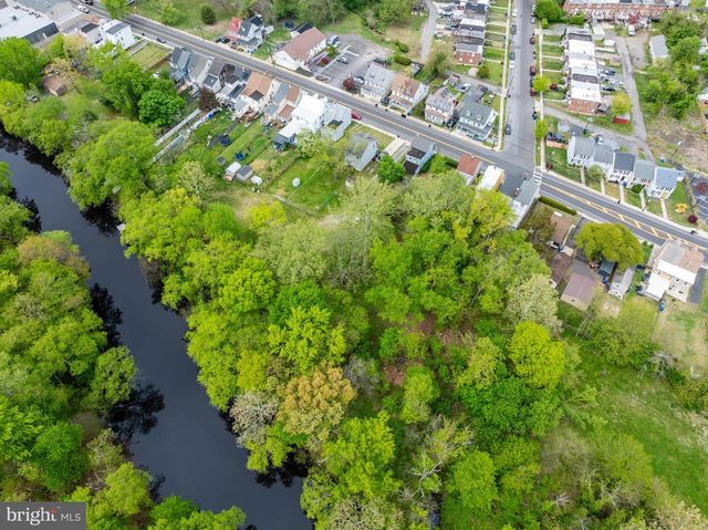 130 RANCOCAS RD, Mount Holly, NJ 08060