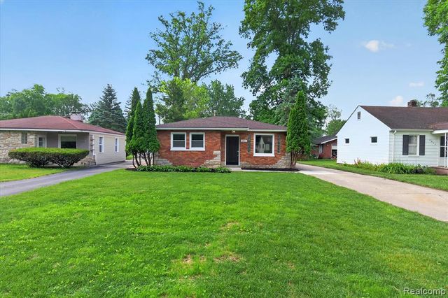 4841 Fenmore Avenue, Waterford, MI 48328