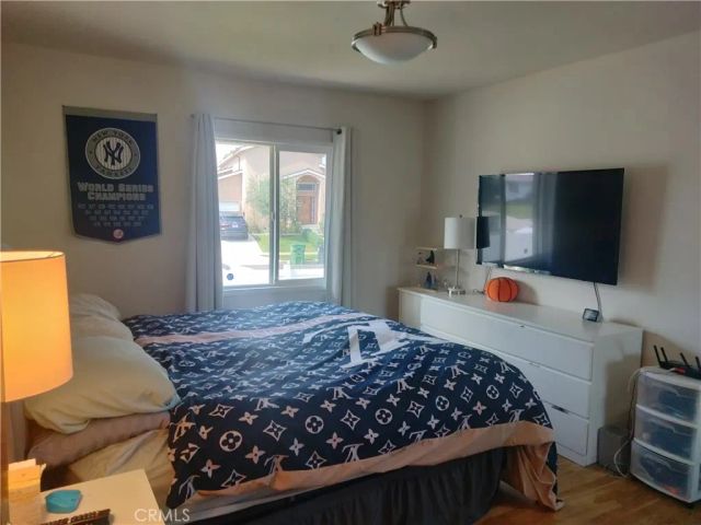 5746 Zelzah Ave, Encino, CA 91316