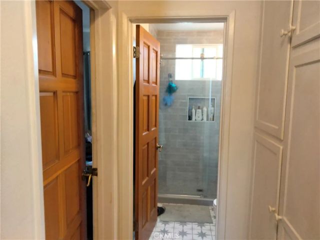 5746 Zelzah Ave, Encino, CA 91316