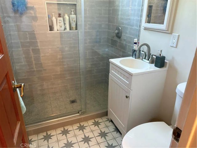 5746 Zelzah Ave, Encino, CA 91316