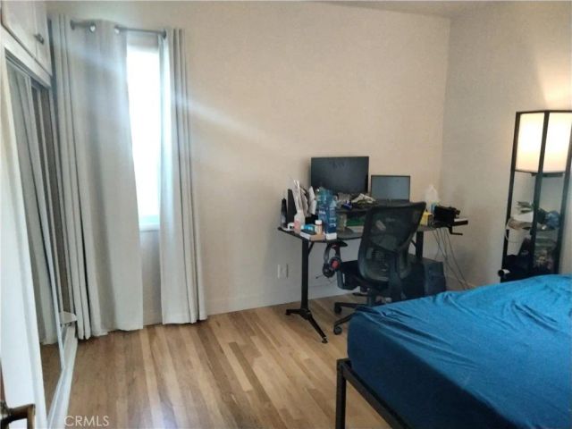 5746 Zelzah Ave, Encino, CA 91316