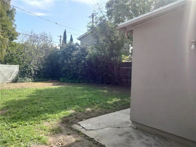 5746 Zelzah Ave, Encino, CA 91316