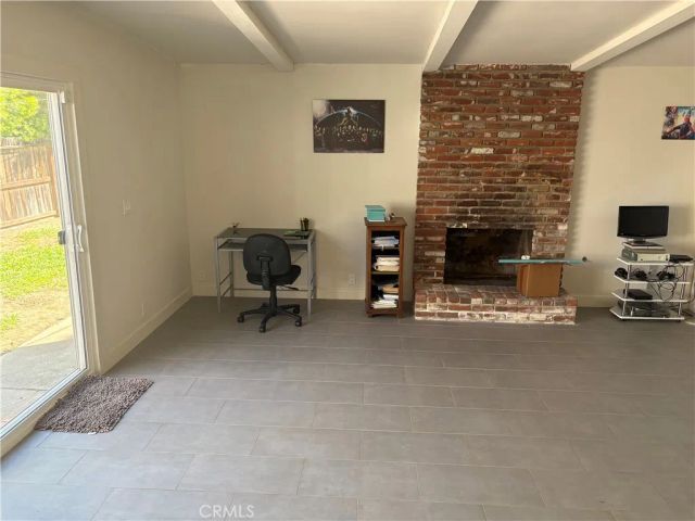 5746 Zelzah Ave, Encino, CA 91316