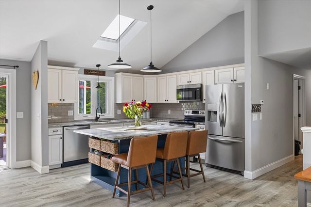 269 Dudley Southbridge Rd, Dudley, MA 01571