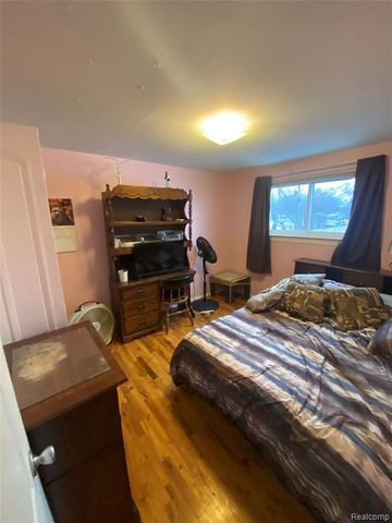 20813 Washington, Macomb, MI 48066