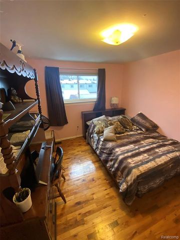 20813 Washington, Macomb, MI 48066