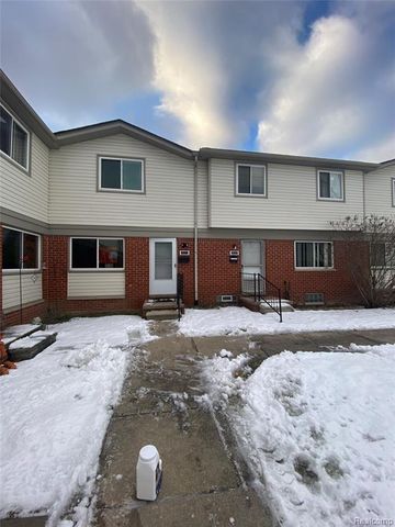 20813 Washington, Macomb, MI 48066