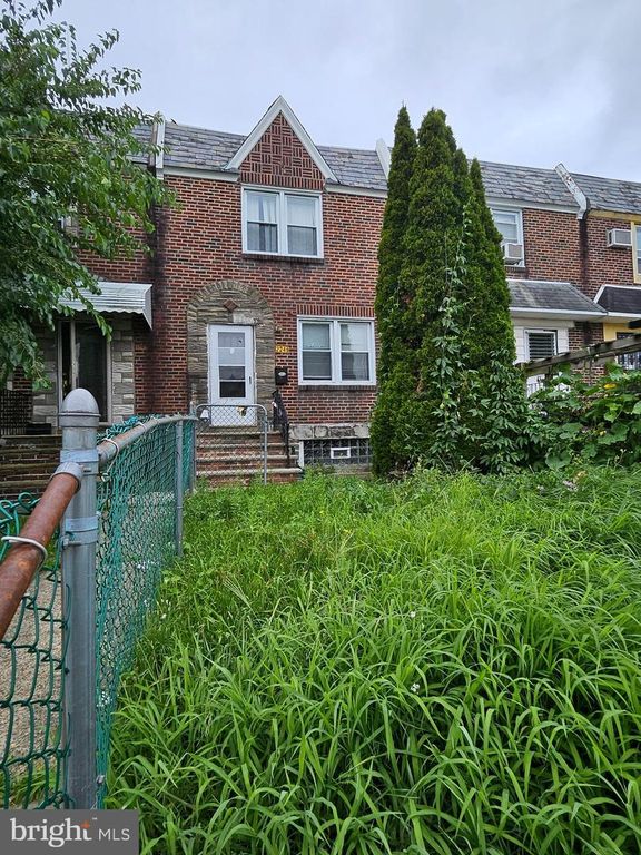 2248 DISSTON ST, Philadelphia, PA 19149