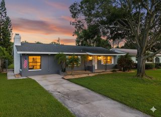 9033 3RD STREET N, St Petersburg, FL 33702