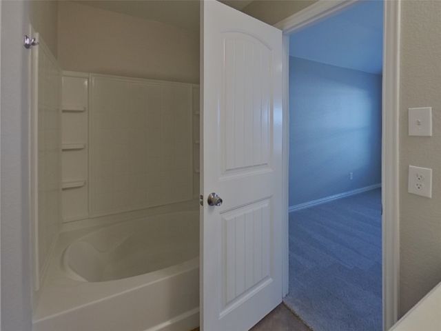 12216 Hunters Crossing Lane, Fort Worth, TX 76028