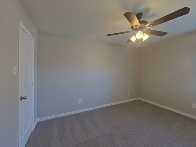 12216 Hunters Crossing Lane, Fort Worth, TX 76028