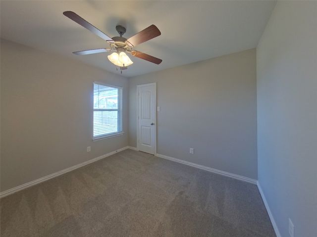 12216 Hunters Crossing Lane, Fort Worth, TX 76028