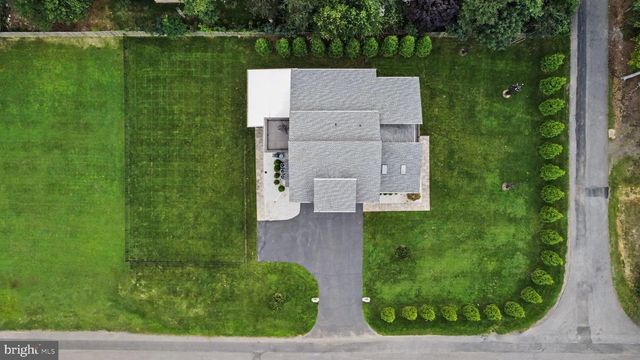 45449 PERSIMMON LN, Sterling, VA 20165
