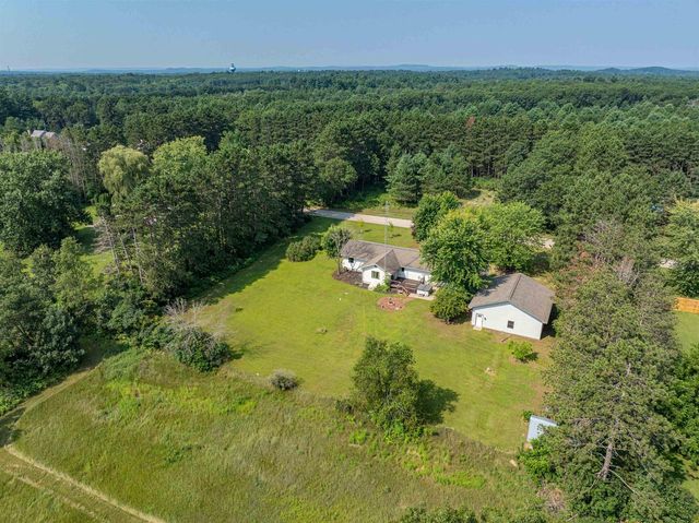 N9930 Pine Aire Drive, Wisconsin Dells, WI 53965
