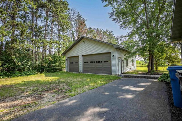 N9930 Pine Aire Drive, Wisconsin Dells, WI 53965