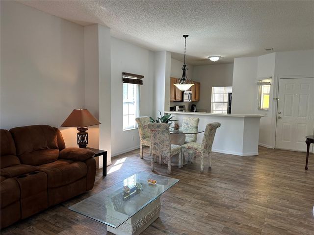 8411 CRYSTAL COVE LOOP, Kissimmee, FL 34747