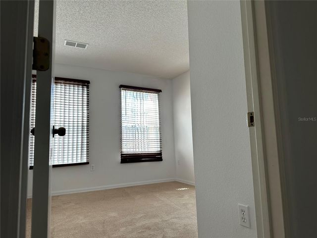 8411 CRYSTAL COVE LOOP, Kissimmee, FL 34747