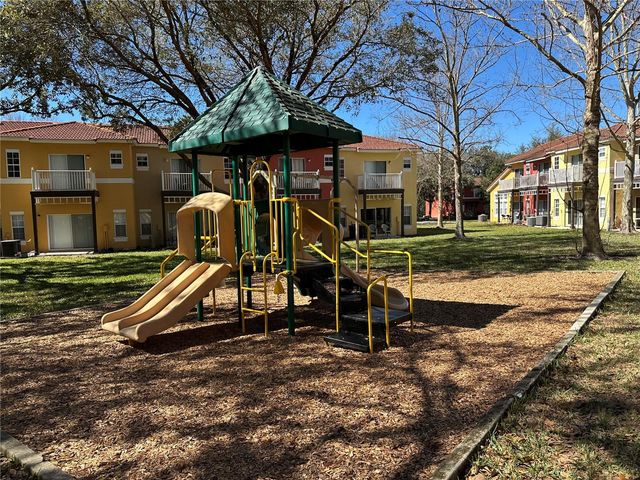 8411 CRYSTAL COVE LOOP, Kissimmee, FL 34747