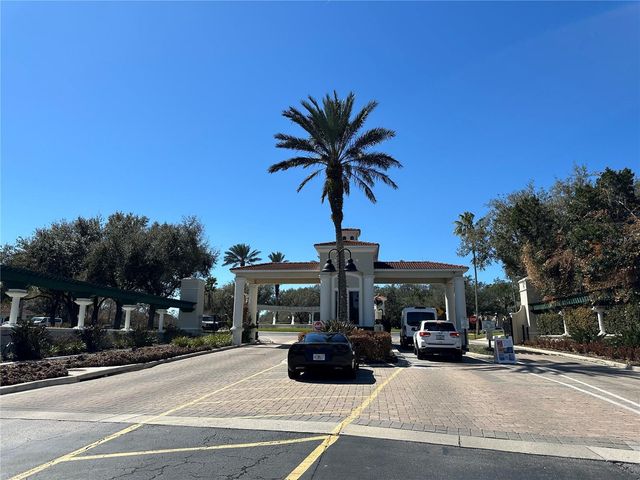 8411 CRYSTAL COVE LOOP, Kissimmee, FL 34747