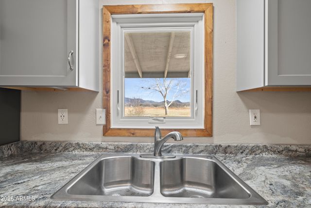 10072 S SHILOH RANCH Road, Hereford, AZ 85615