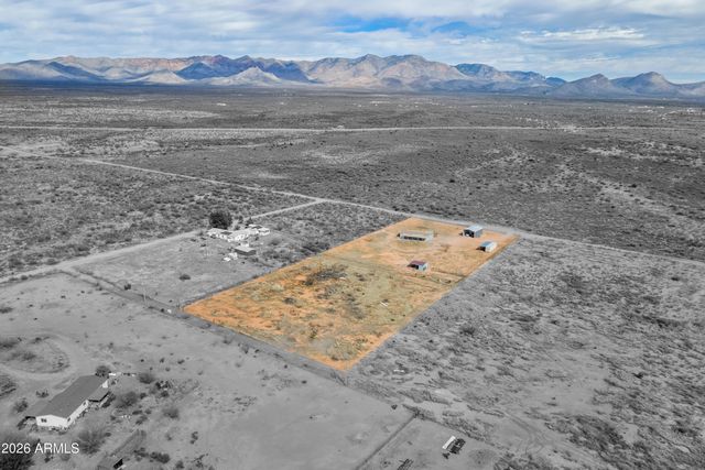 10072 S SHILOH RANCH Road, Hereford, AZ 85615