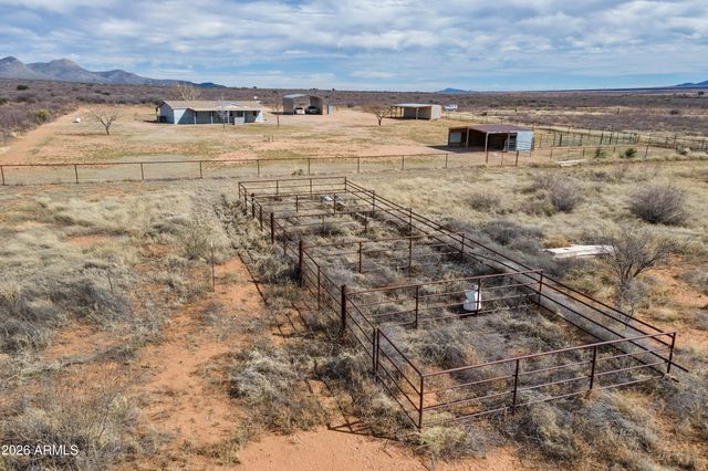 10072 S SHILOH RANCH Road, Hereford, AZ 85615