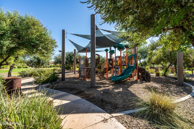 5097 S PONDEROSA Drive, Gilbert, AZ 85298