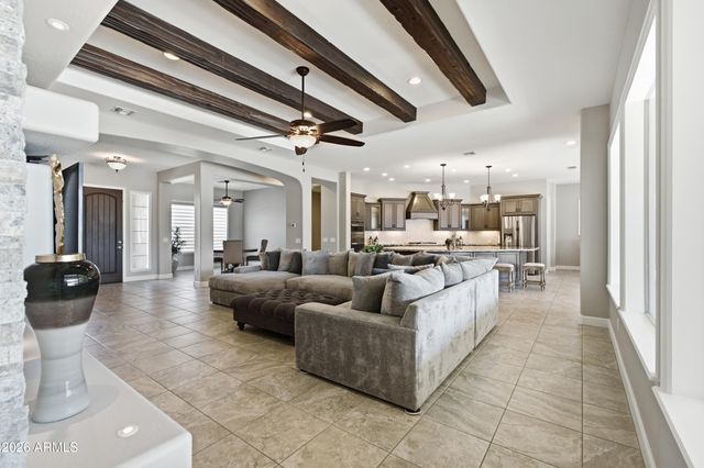 5097 S PONDEROSA Drive, Gilbert, AZ 85298